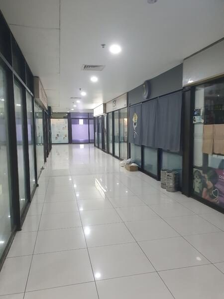 Orchard Plaza Space for Rent – Great Location